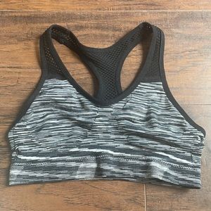 Girls sports bra size 7/8
